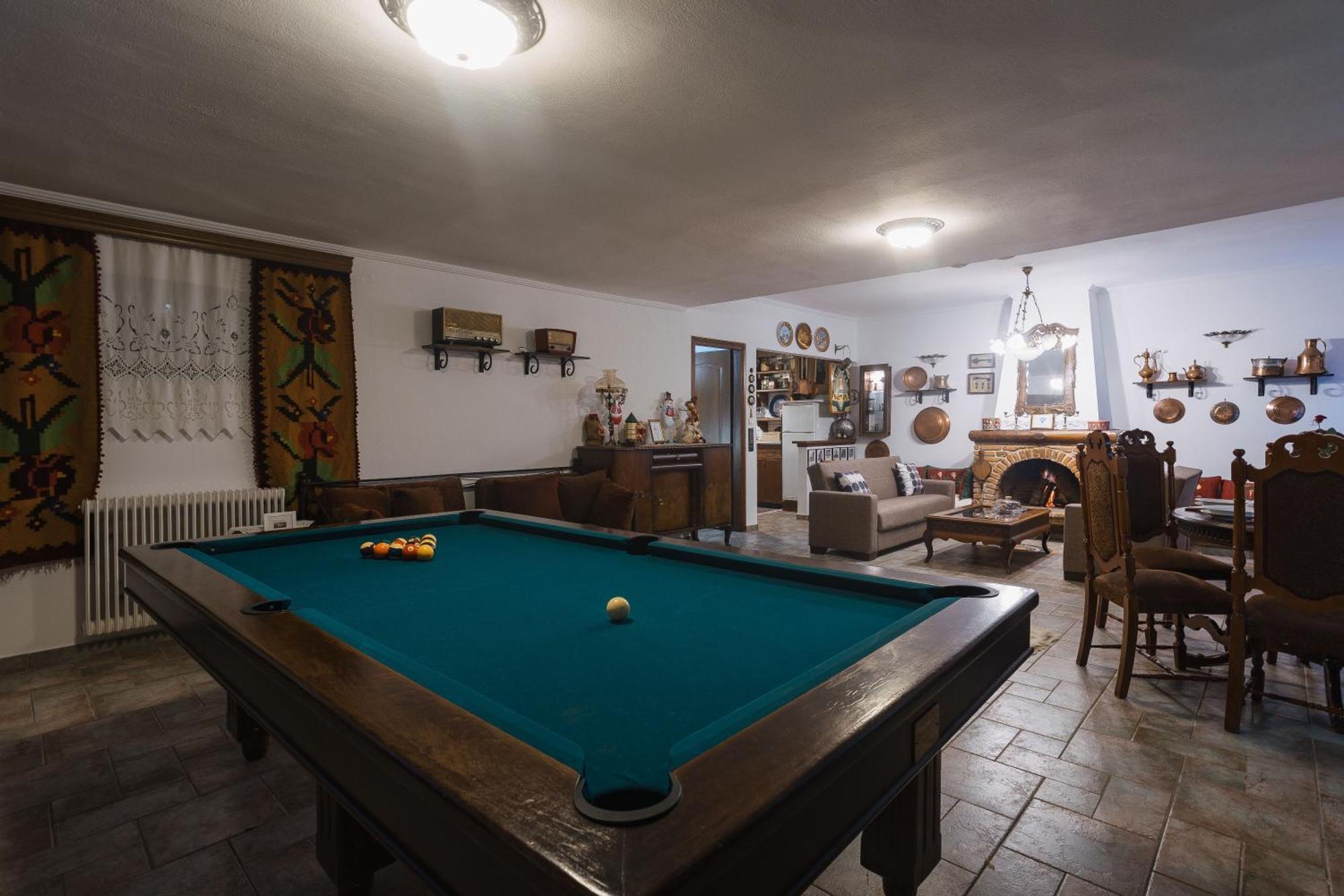 Billiard Home In Trikala Esterno foto